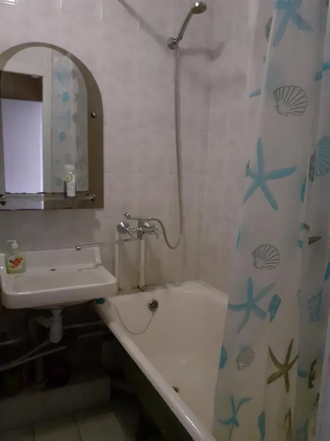 Чорних Запорожців 17, Інститут Серця Kiev Appartement
